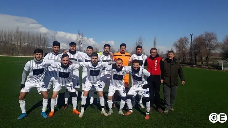 Emet Gençlerbirliği Şampiyonluk Kupasını Aldı