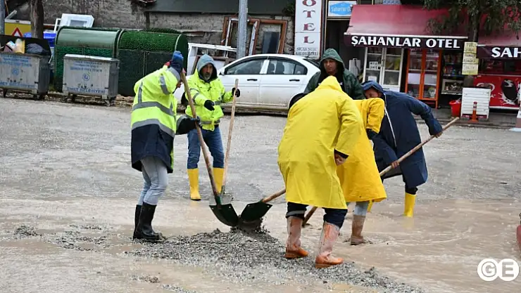 Emet'in altyapı ve yağmur imtihanı