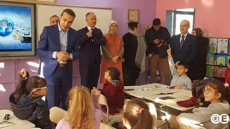Emet Kitap Okumaya Devam Ediyor