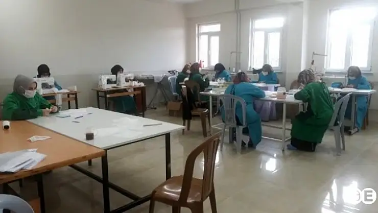 Emet'te Günde 500 Maske Üretiliyor