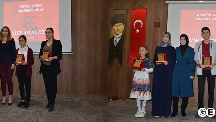 Emet'te Mehmet Akif'i  Sıradışı Anma Programı