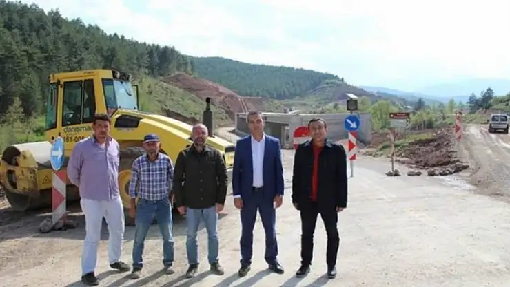 EMET TAVŞANLI YOLUNDA 16 KM'LİK YOLDA ÇALIŞMALAR HIZLANDI