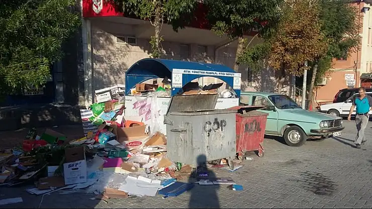 EMET İLÇESİNE BİR ÇÖP ARACI YETERMİ?