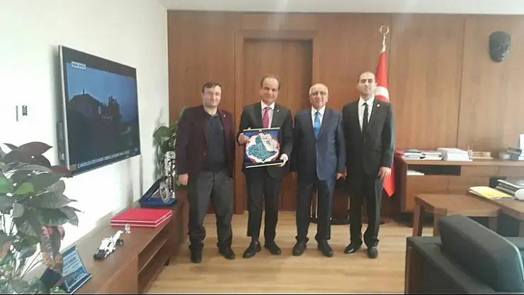 EMET AK PARTİDEN YOĞUN YOL MESAİSİ