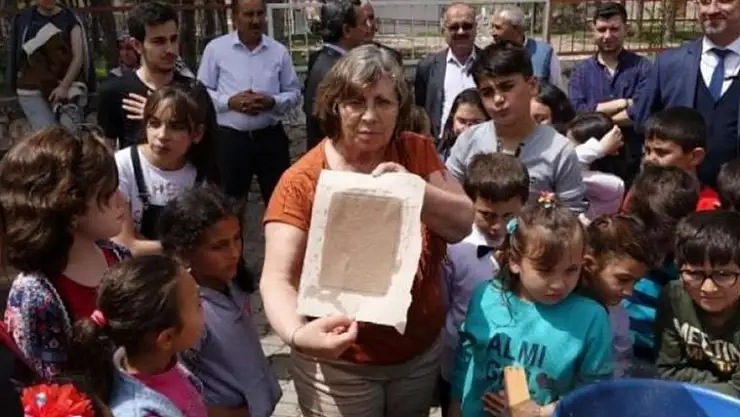 ÖRENCİK'TE KALEMİMİ VER GELECEĞİMİ YAZAYIM PROJESİ