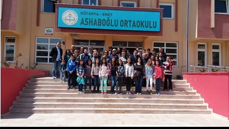 TEOG'TA EMET'TEN 4 TÜRKİYE BİRİNCİSİ