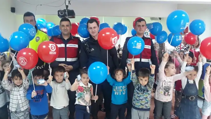 JANDARMA VE POLİSTEN TRAFİK FARKINDALIĞI