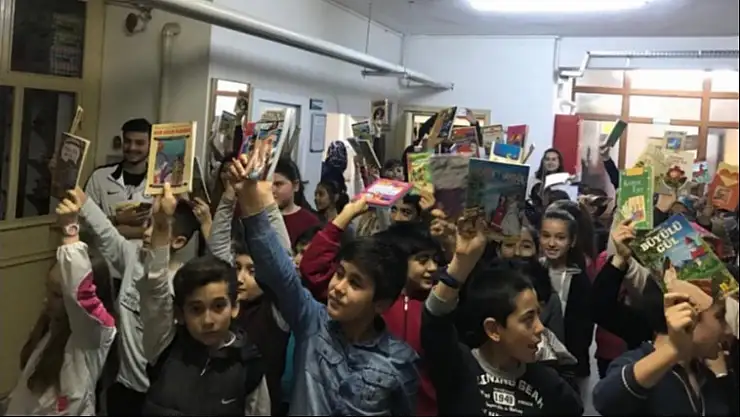 ÇOCUKLARIMIZ OKUSUN VE GÜLSÜN DİYE...