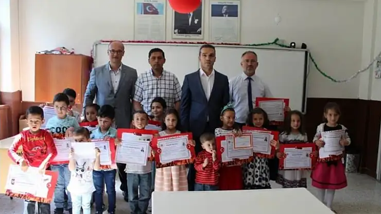 EMET'TE  YIL SONU KARNE DAĞITIM TÖRENİ