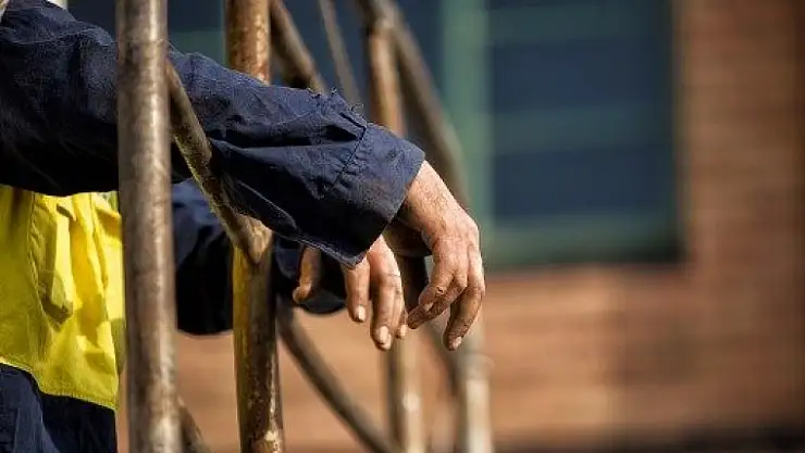 HAK-İŞ  ÇIKARILAN İŞÇİLER İÇİN DEVREDE