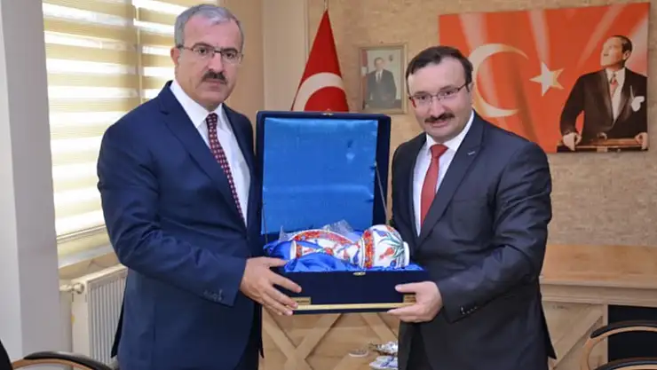 VALİ TORAMAN'DAN BAŞKAN DOĞAN'A ZİYARET