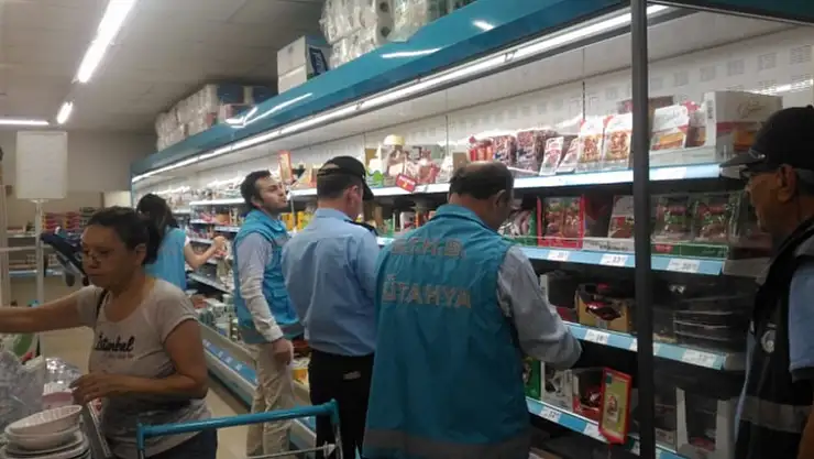 RAMAZANDA HALKIN GIDASI İLE OYNATMADILAR