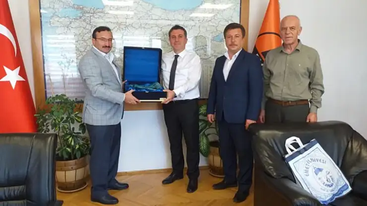 KARAYOLLARI BÖLGE MÜDÜRÜNE HAYIRLI OLSUN ZİYARETİ