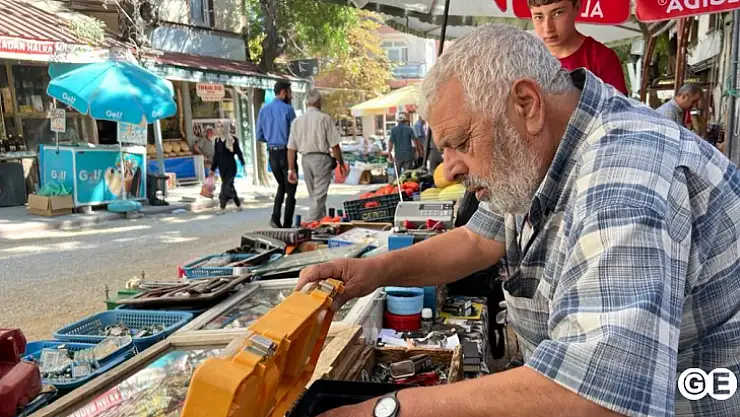 Kütahya'nın ilçelerinde saatlere verilen bir ömür