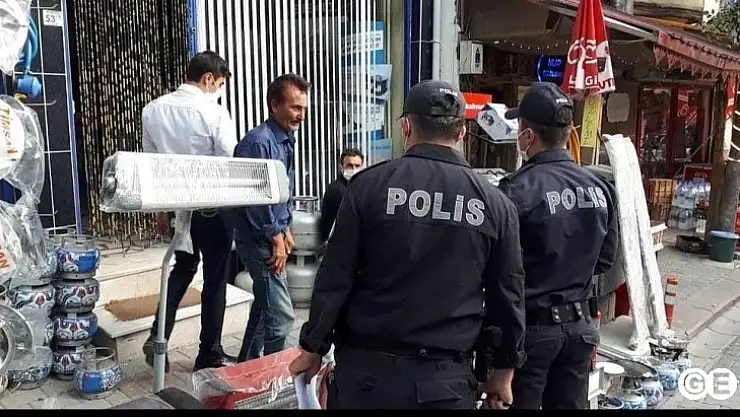 Maske ve Sigara Denetimi Salı Pazarında Gün Boyu Sürdü
