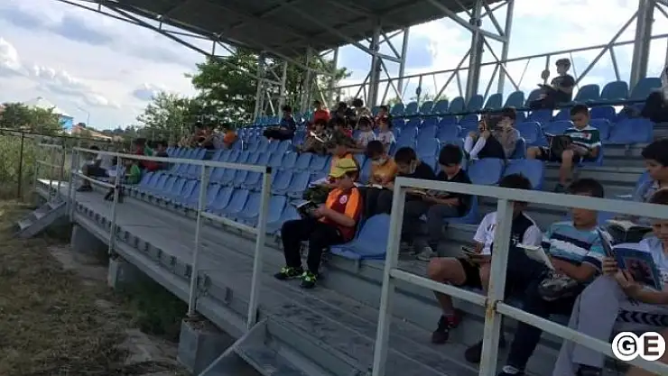 Önce Kitap,Sonra Futbol