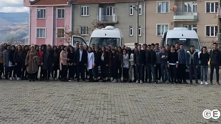 Üniversiteye Hazırlanan 96 Gencimize Moral Motivasyon Kampı