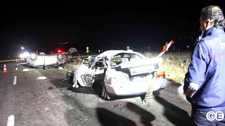 Yoncalı Kavşaında Kaza 1 Ölü 2 Yaralı