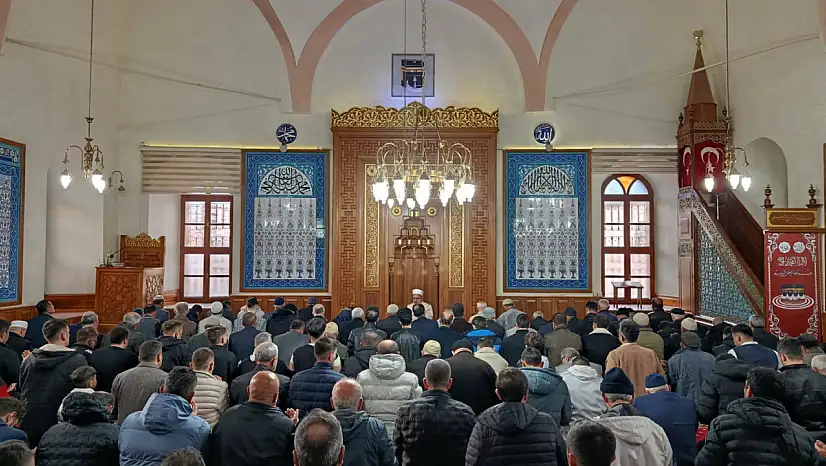 Bayram Namazı sonrası bayramlaşma