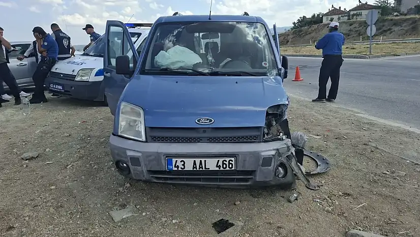 Hisarcık'ta Kazası İki Kişi Yaralandı