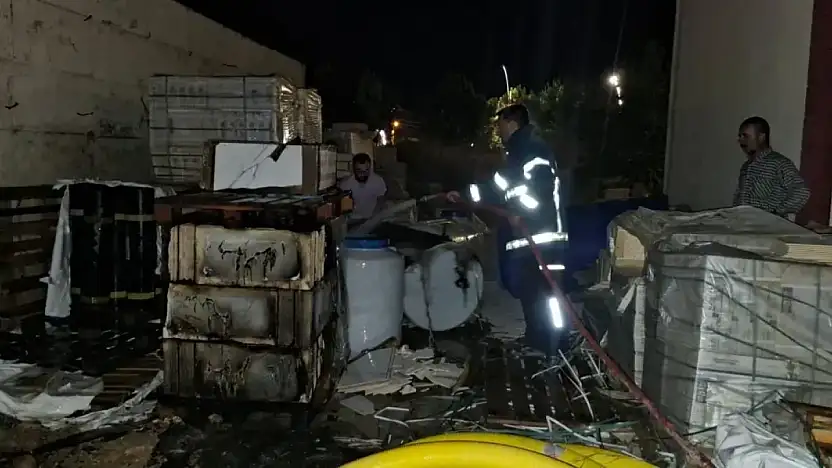 Emet'te Depo Yangını: Korkulu Anlar Yaşandı