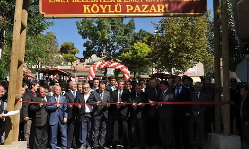 Bir Tarih Yok Oluyor: Emet'in Köylü Pazarı Eski Günlerini Arıyor