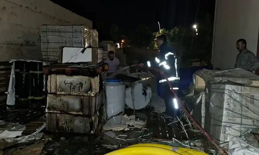 Emet'te Depo Yangını: Korkulu Anlar Yaşandı